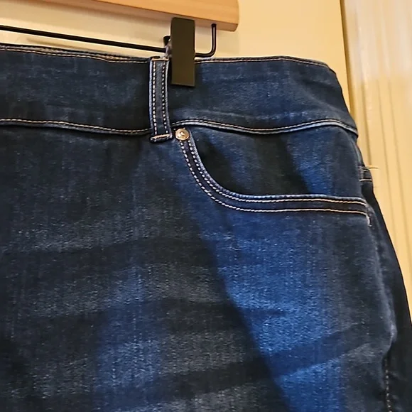Lane Bryant High Rise Skinny Jeans Dark Blue in size 26 - Picture 5 of 11